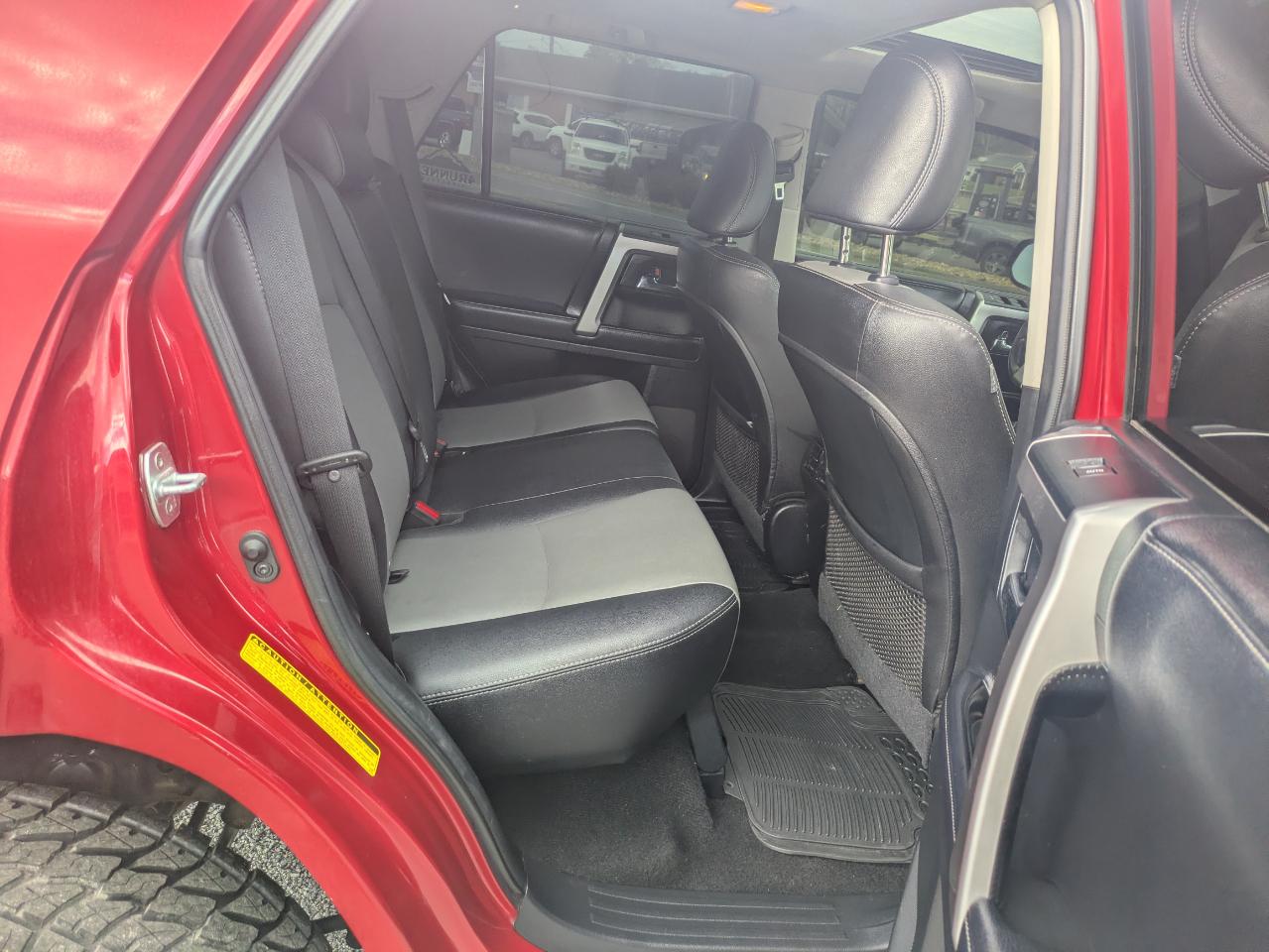 Toyota 4Runner SR5 Premium 4D SUV 4WD V6 2018