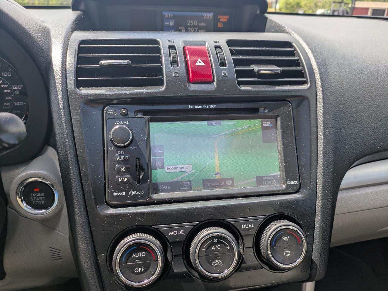 Subaru Forester 2.5i Touring 2014