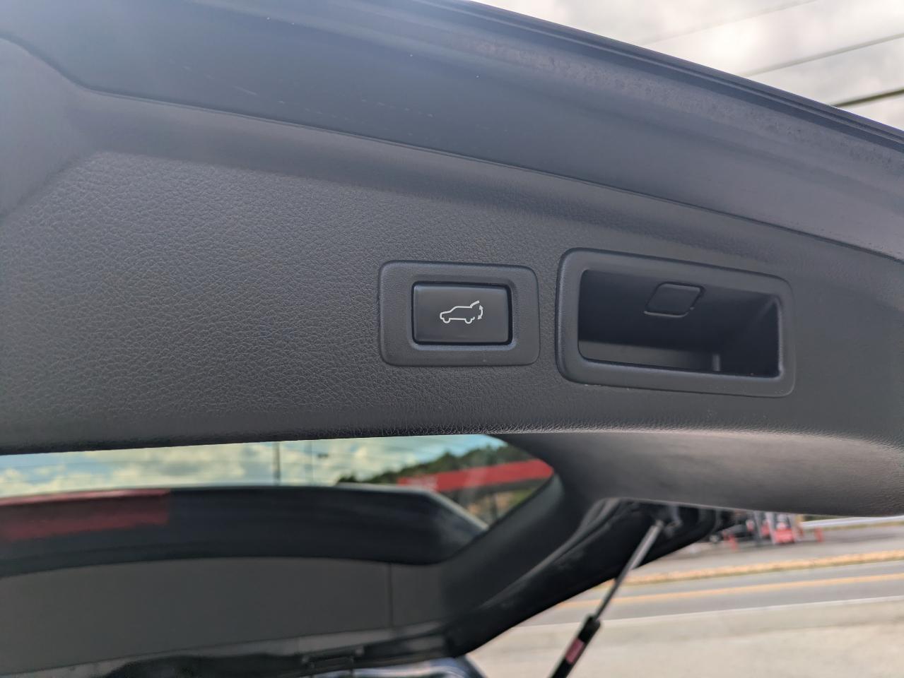 Subaru Forester 2.5i Touring 2014