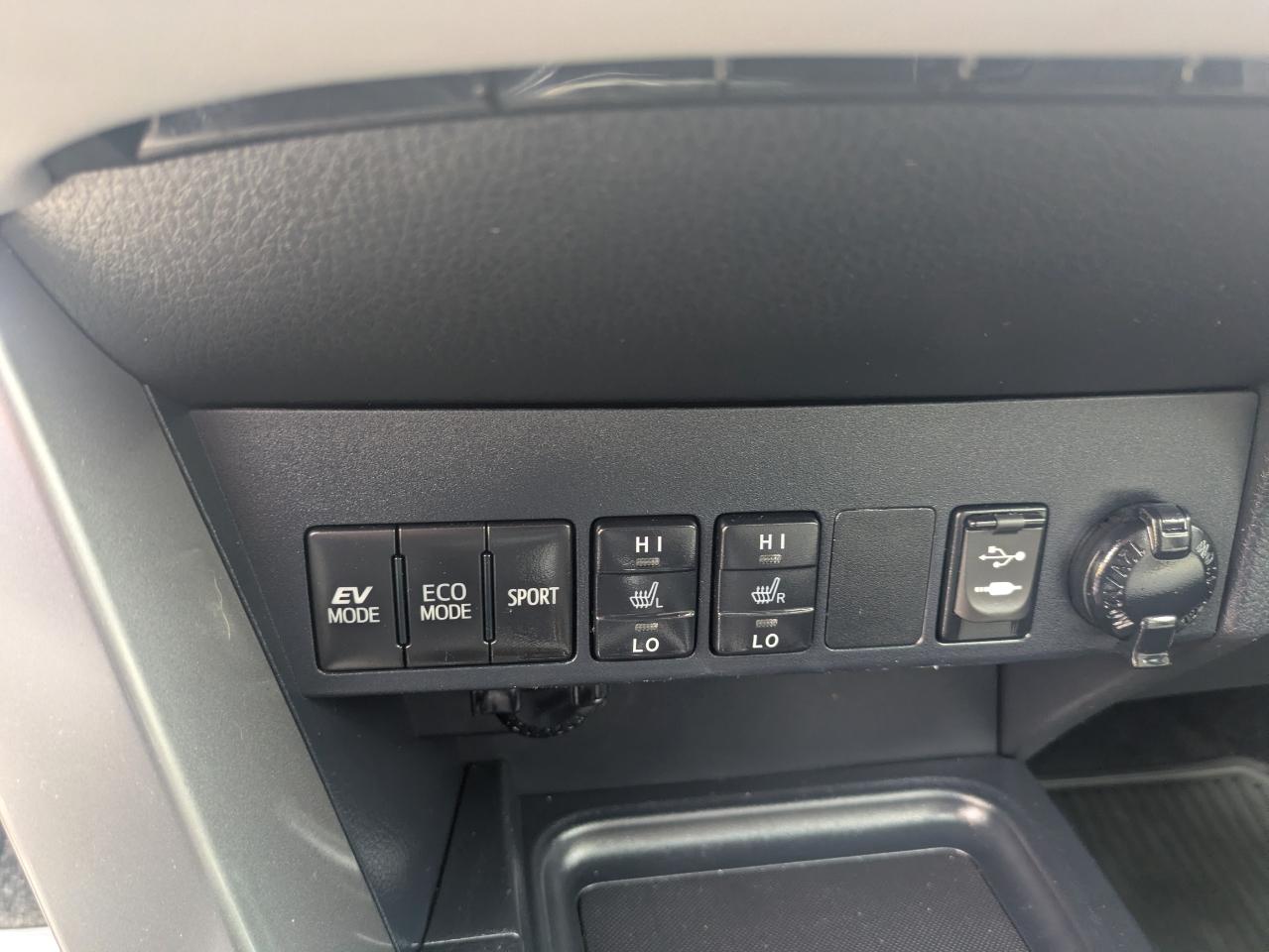 Toyota RAV4 Hybrid Limited 2018