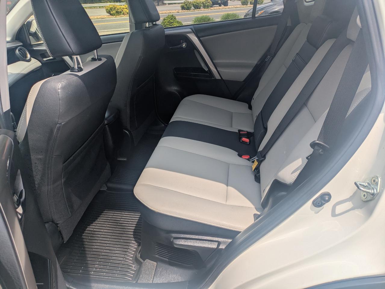 Toyota RAV4 Hybrid Limited 2018