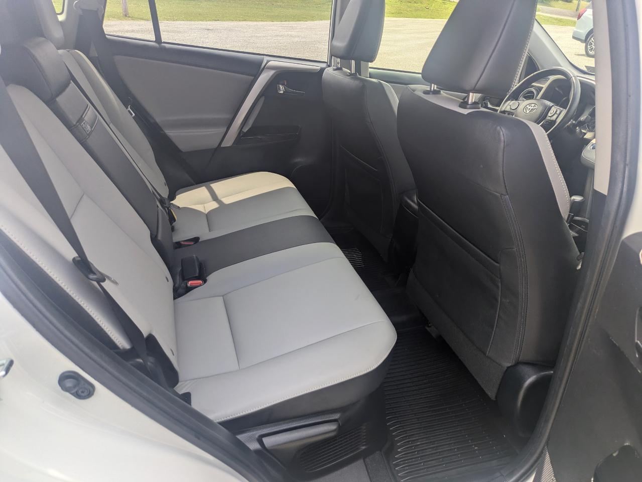 Toyota RAV4 Hybrid Limited 2018
