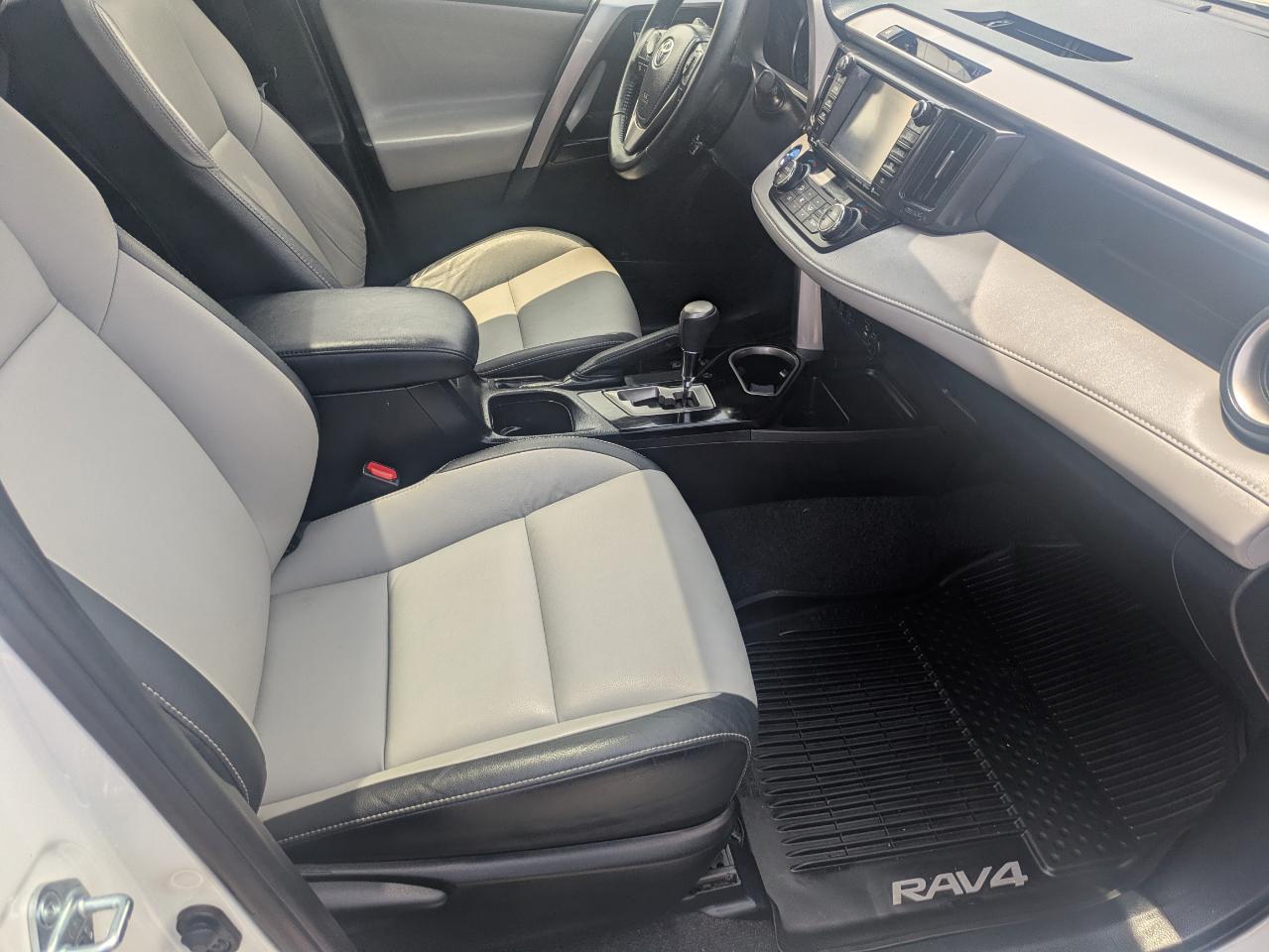 Toyota RAV4 Hybrid Limited 2018