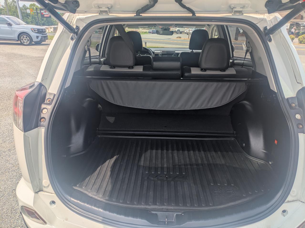 Toyota RAV4 Hybrid Limited 2018