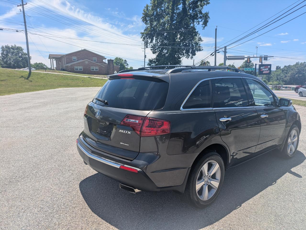 Acura MDX 6-Spd AT w/Tech Package 2011
