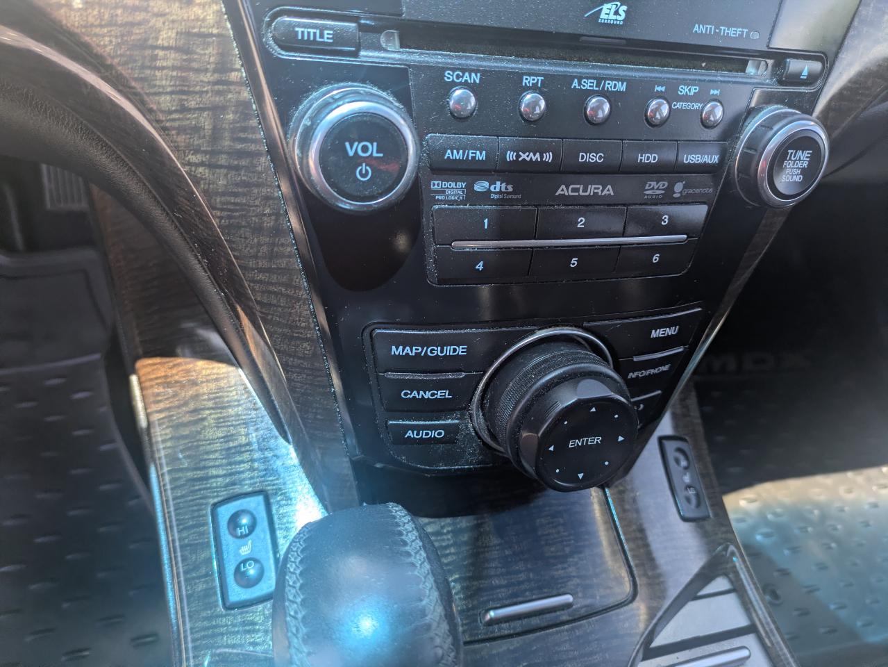 Acura MDX 6-Spd AT w/Tech Package 2011