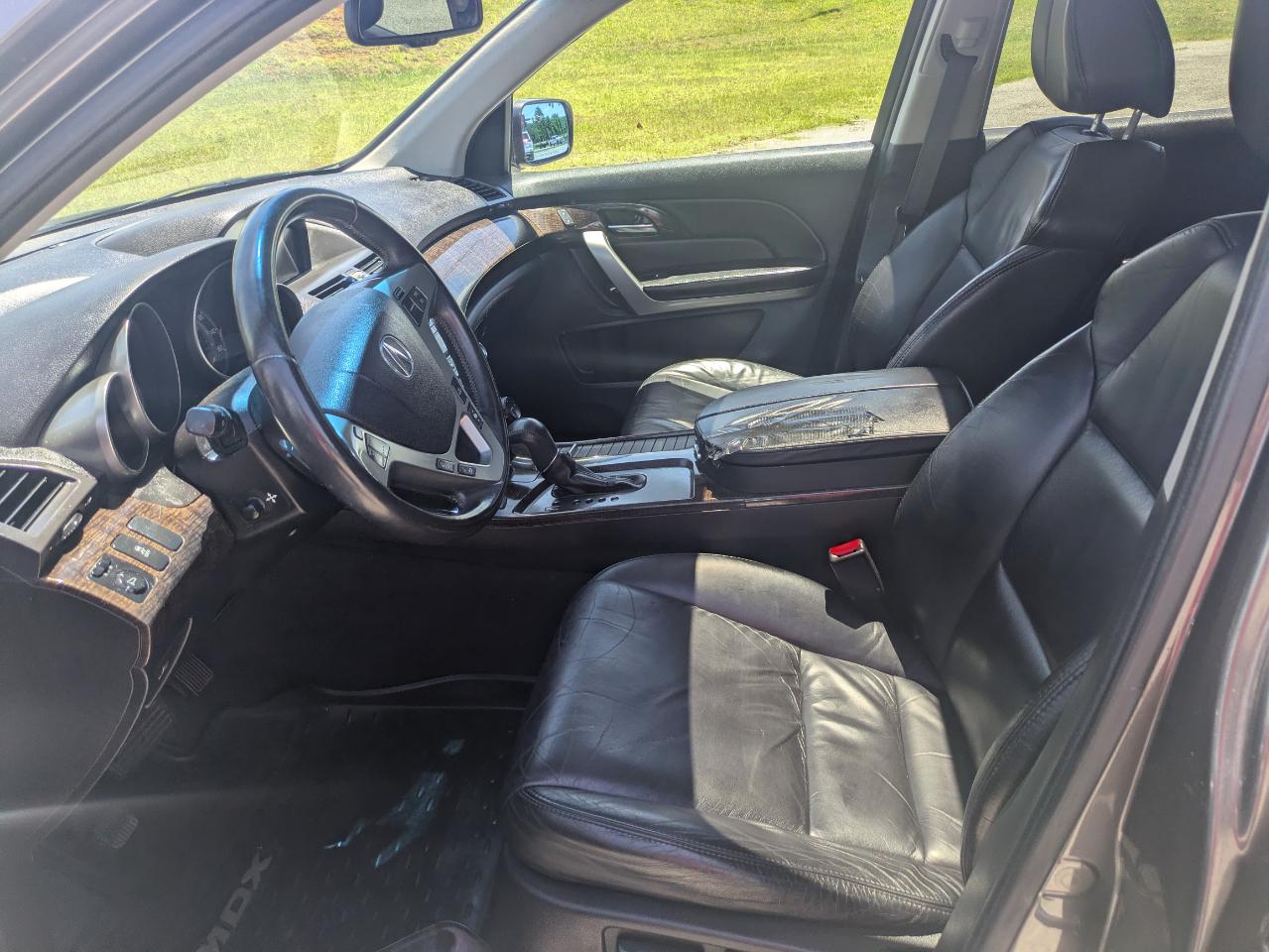 Acura MDX 6-Spd AT w/Tech Package 2011