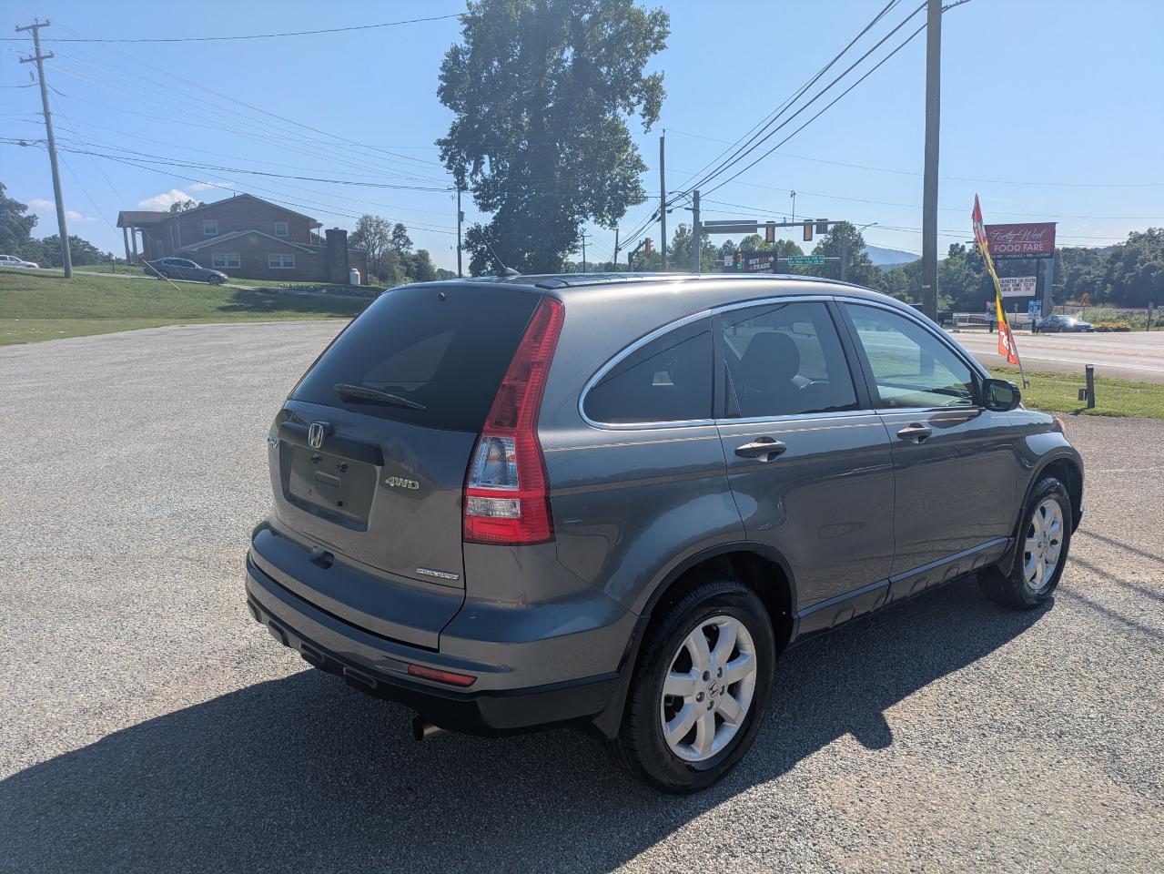 Honda CR-V SE 4WD 5-Speed AT 2011