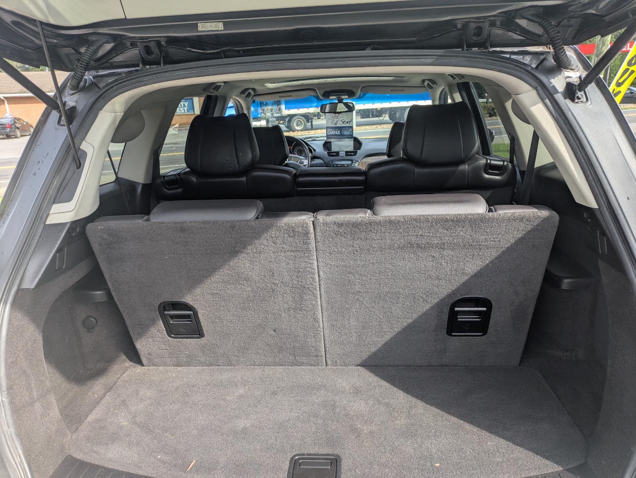 Acura MDX 6-Spd AT w/Tech Package 2011