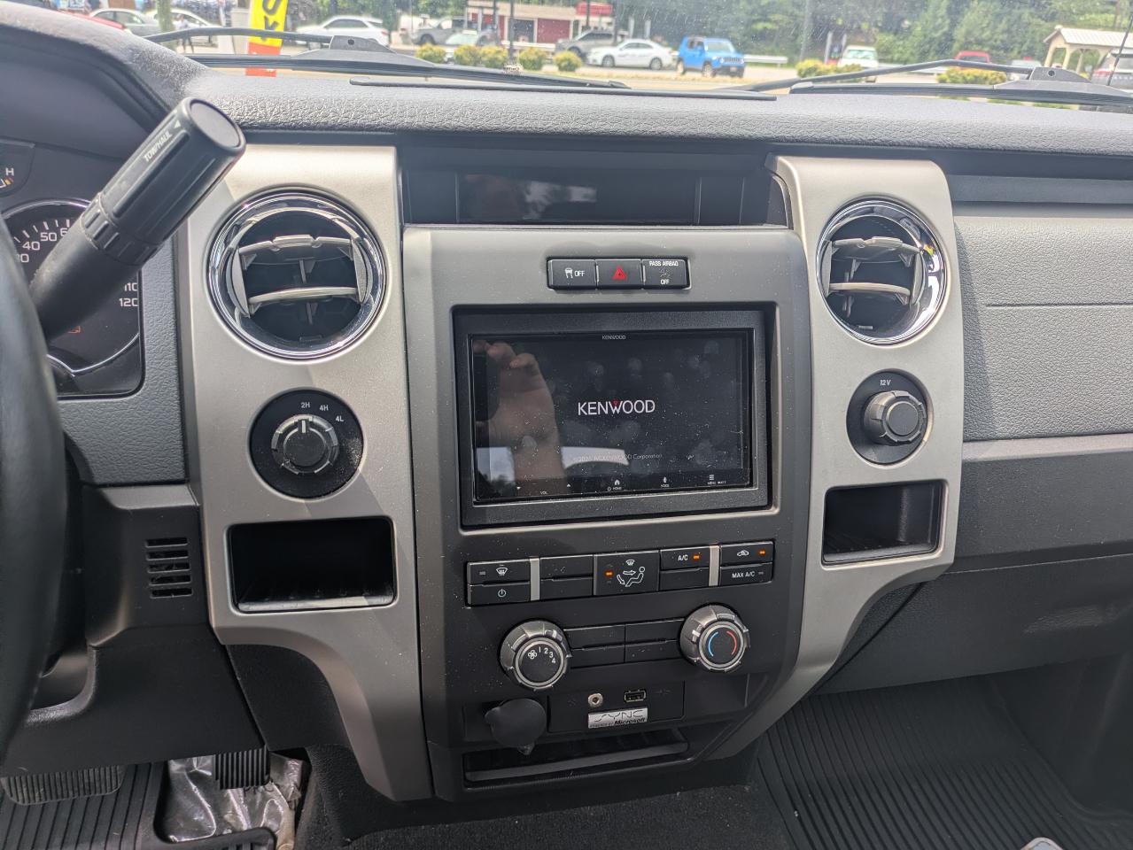 Ford F-150 XLT SuperCrew 6.5-ft. Bed 4WD 2013