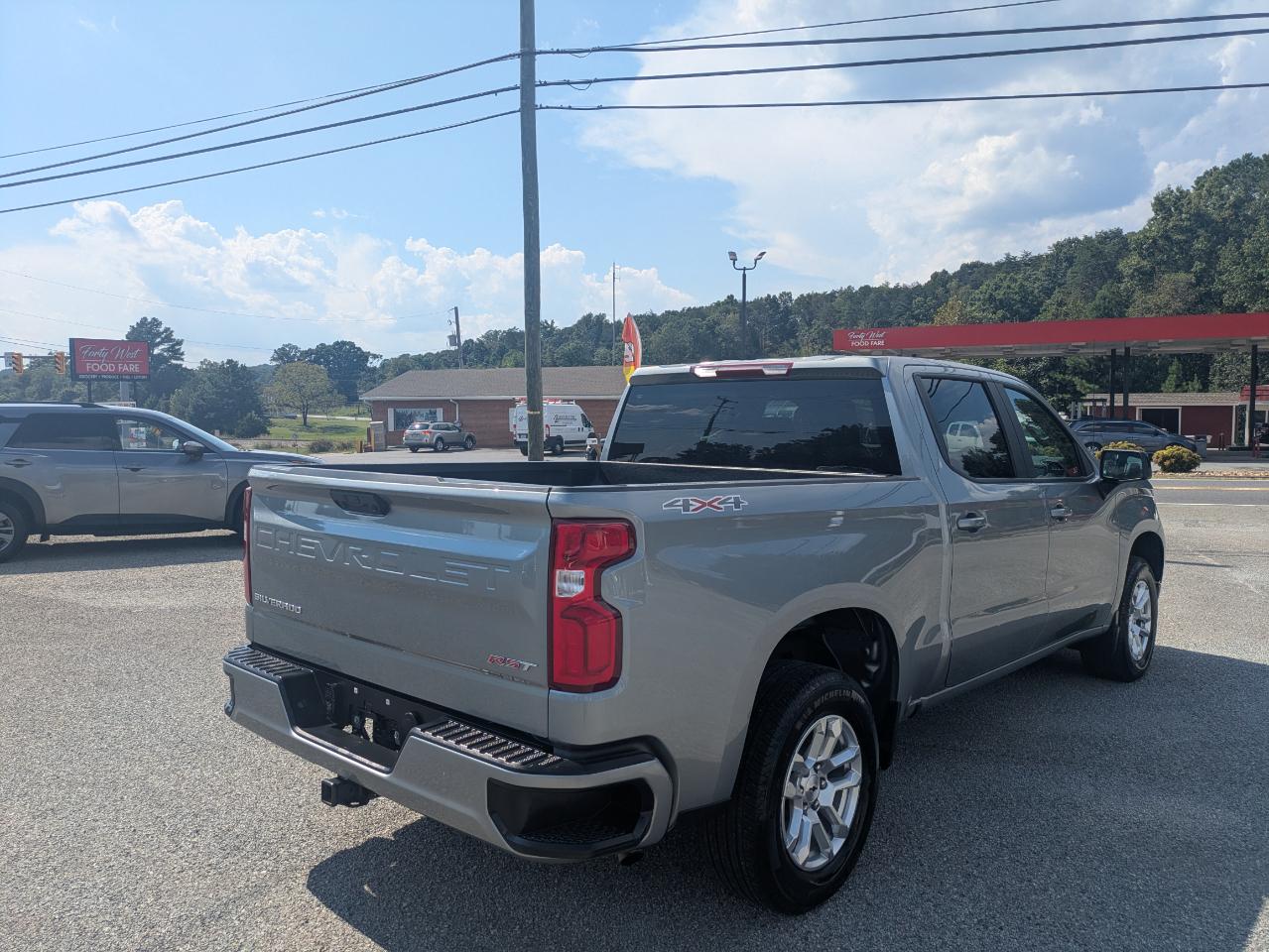 Chevrolet Silverado 1500 RST Crew Cab 4WD 2026