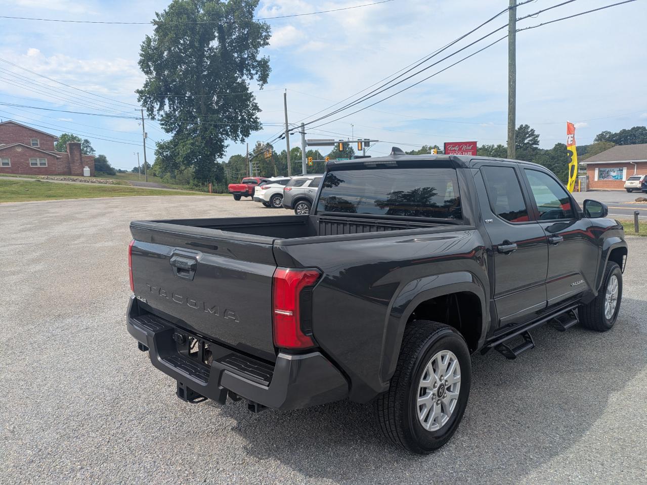 Toyota Tacoma SR5 Dbl Cab 4WD at 2024
