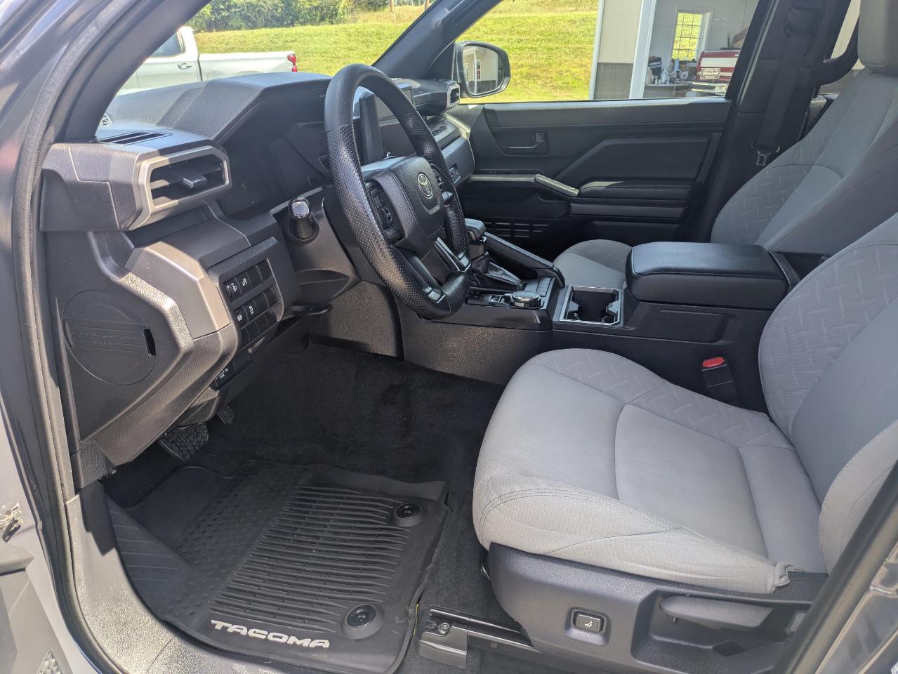 Toyota Tacoma SR5 Dbl Cab 4WD at 2024