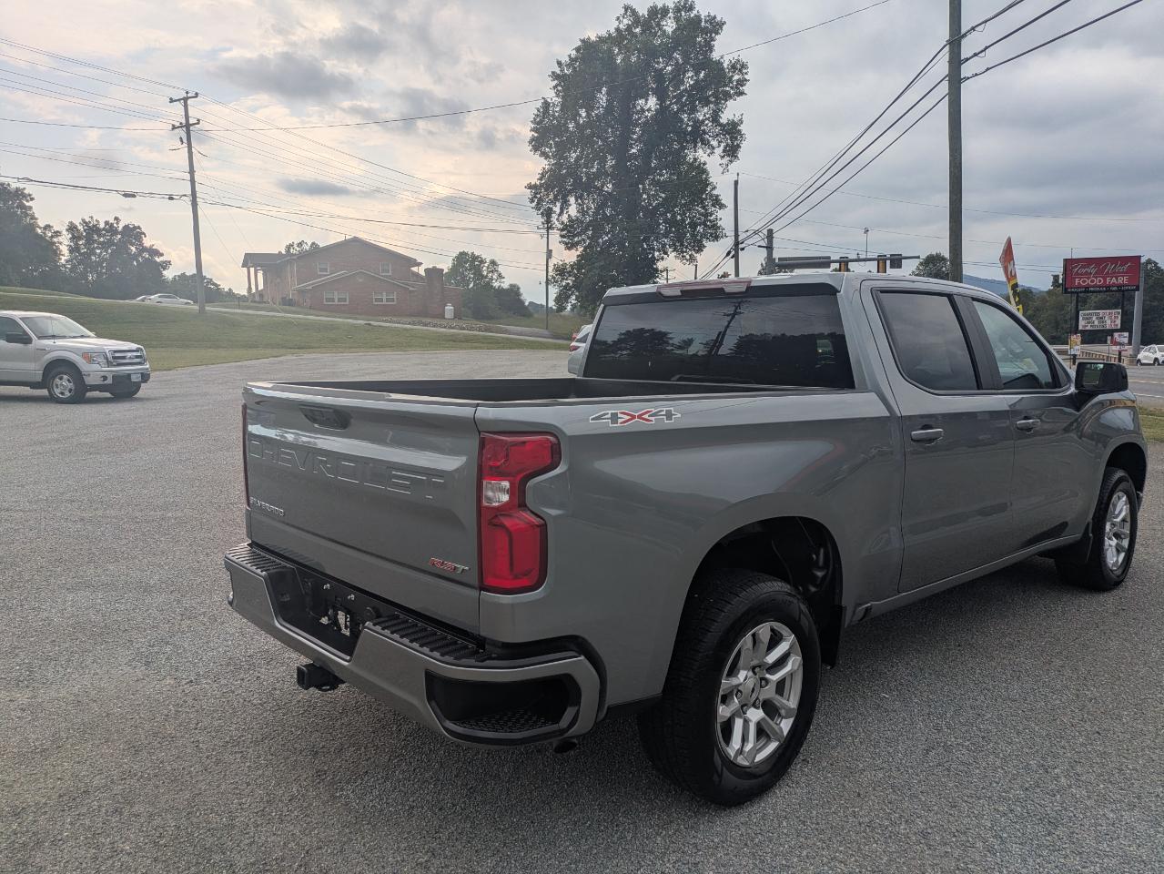Chevrolet Silverado 1500 RST Crew Cab 4WD 2026