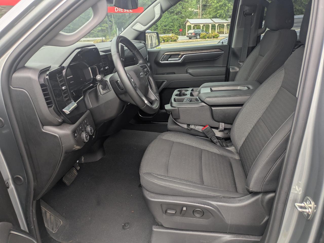 Chevrolet Silverado 1500 RST Crew Cab 4WD 2026
