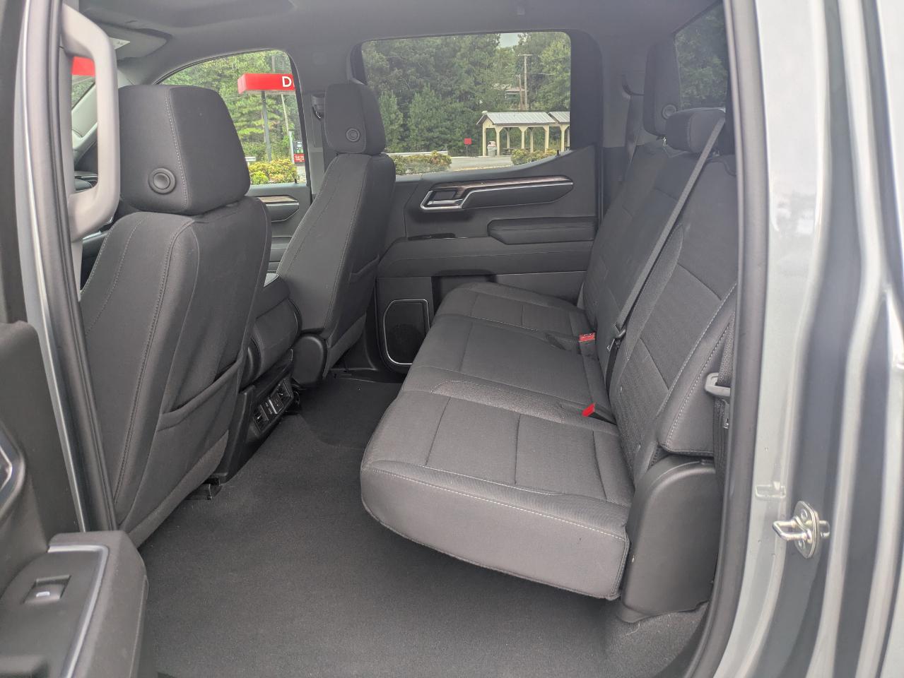 Chevrolet Silverado 1500 RST Crew Cab 4WD 2026