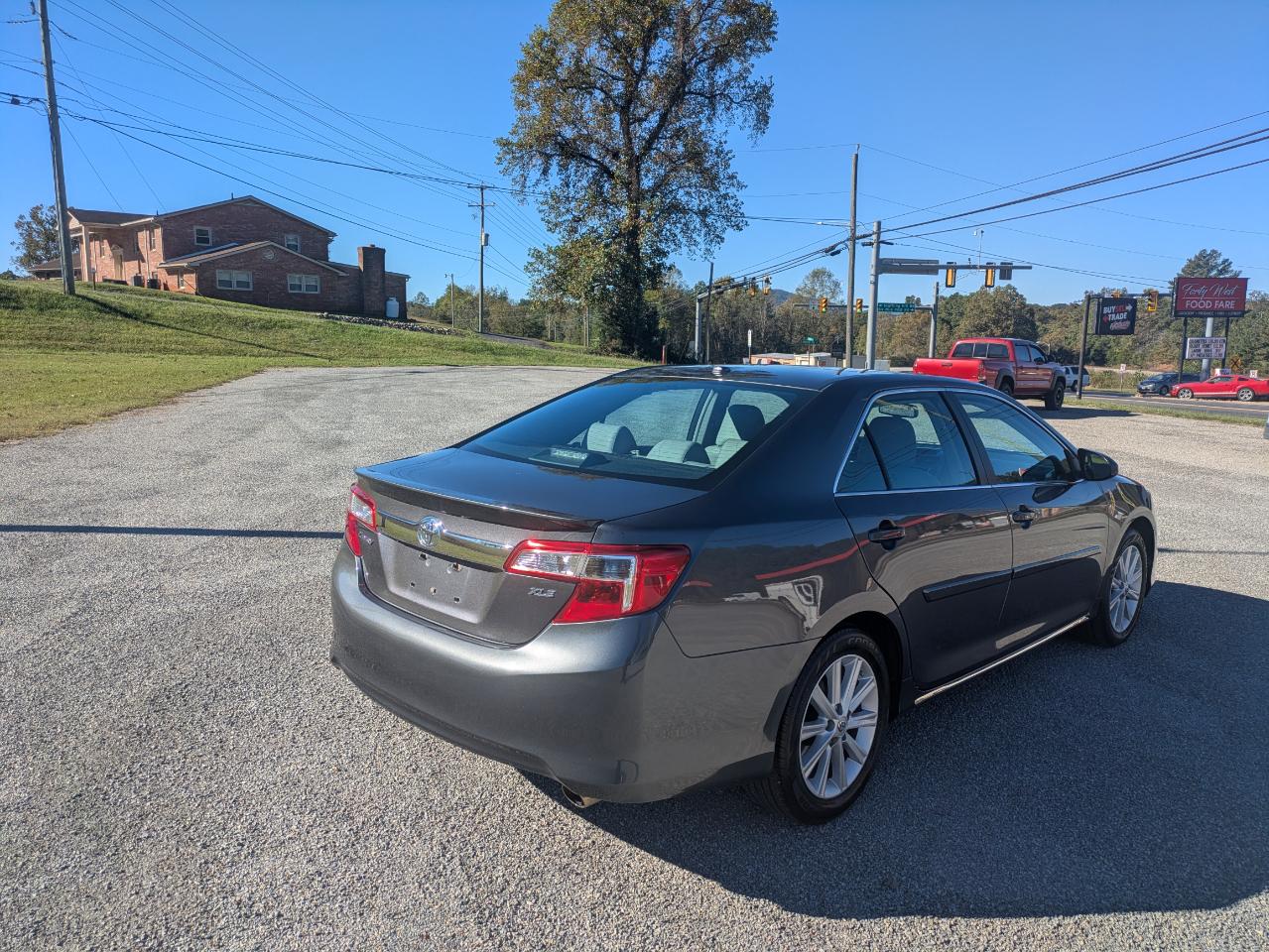 Toyota Camry XLE 2014