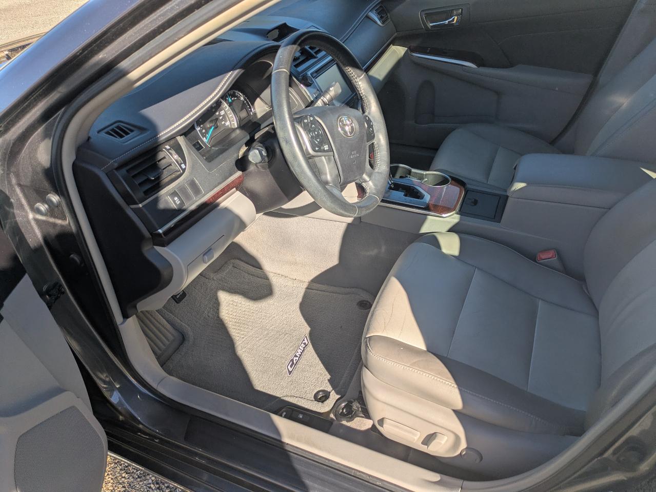 Toyota Camry XLE 2014