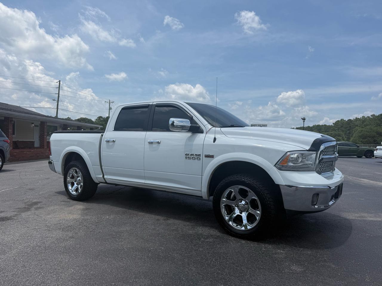 RAM 1500 Laramie Crew Cab SWB 4WD 2018