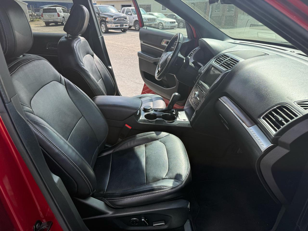 Ford Explorer Limited 4WD 2018