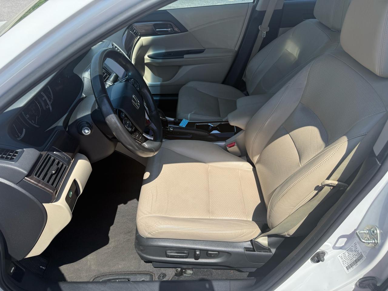 Honda Accord EX-L Sedan V6 6-Spd AT 2017