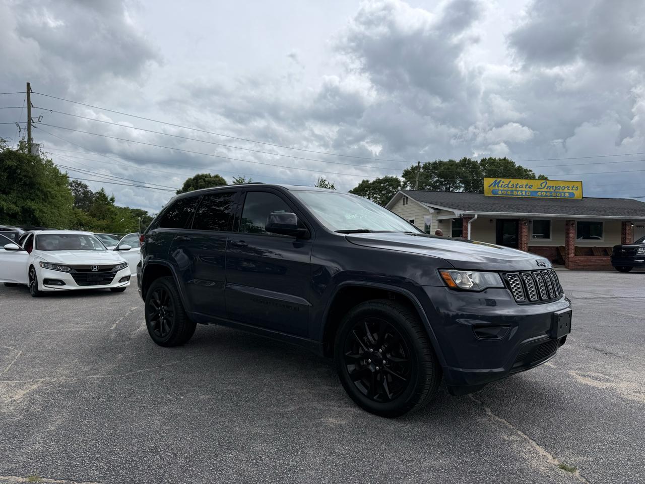 Jeep Grand Cherokee Laredo 4WD 2017