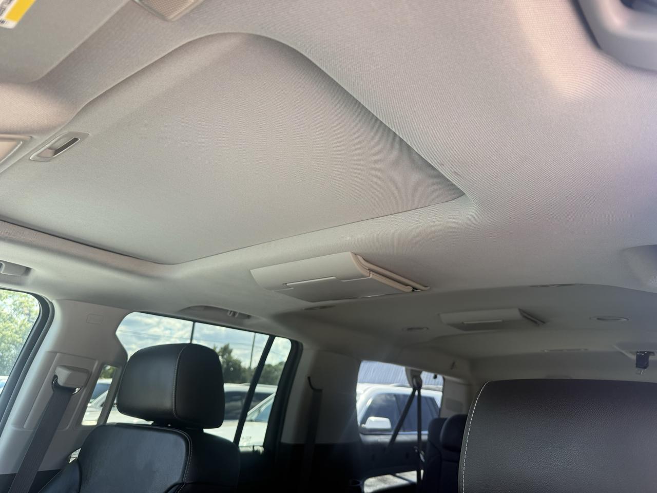 Chevrolet Suburban LT 4WD 2016