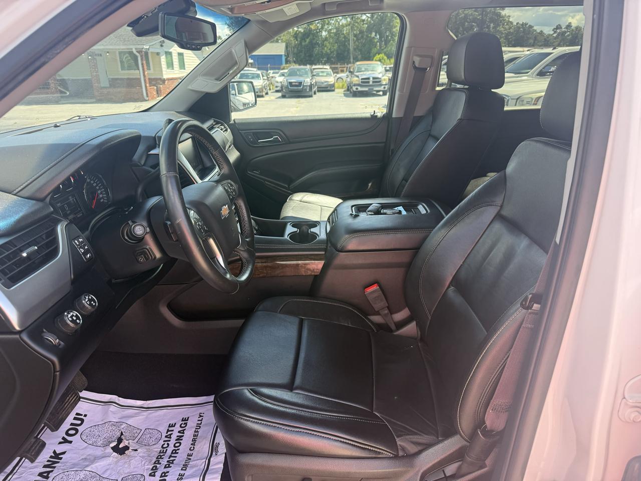 Chevrolet Suburban LT 4WD 2016