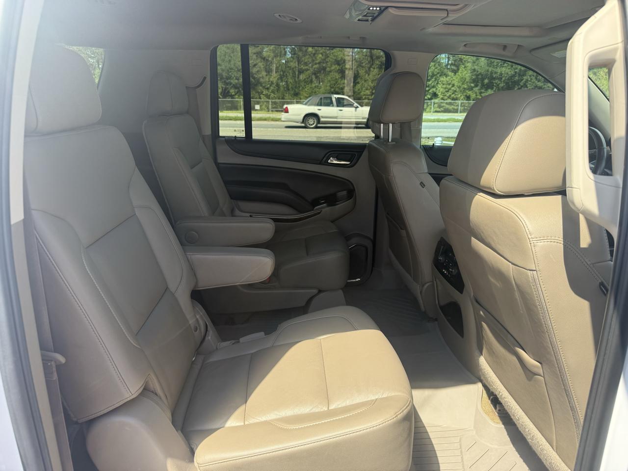 Chevrolet Suburban LT 2WD 2016