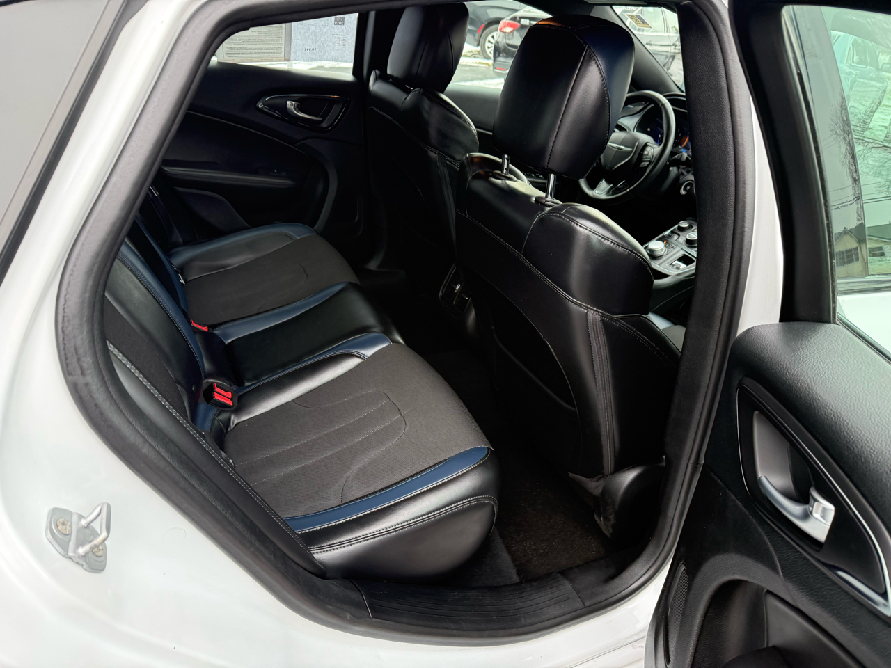 Chrysler 200 S AWD 2015