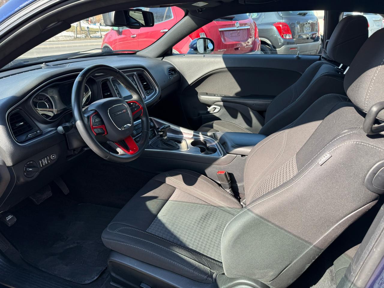 Dodge Challenger SXT 2016