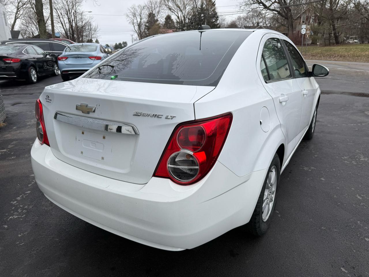 Chevrolet Sonic LT Auto Sedan 2015