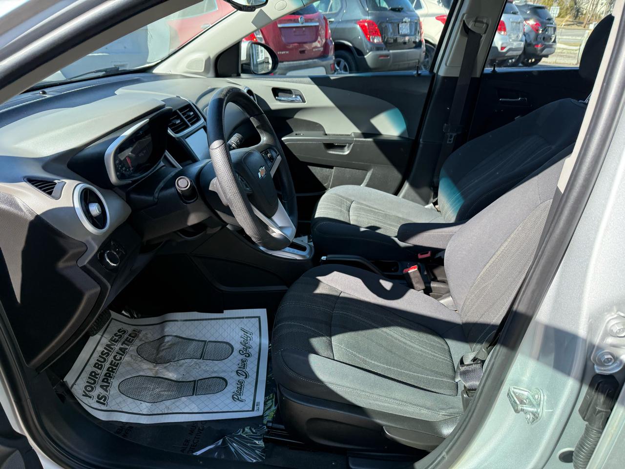 Chevrolet Sonic LT Auto Sedan 2017