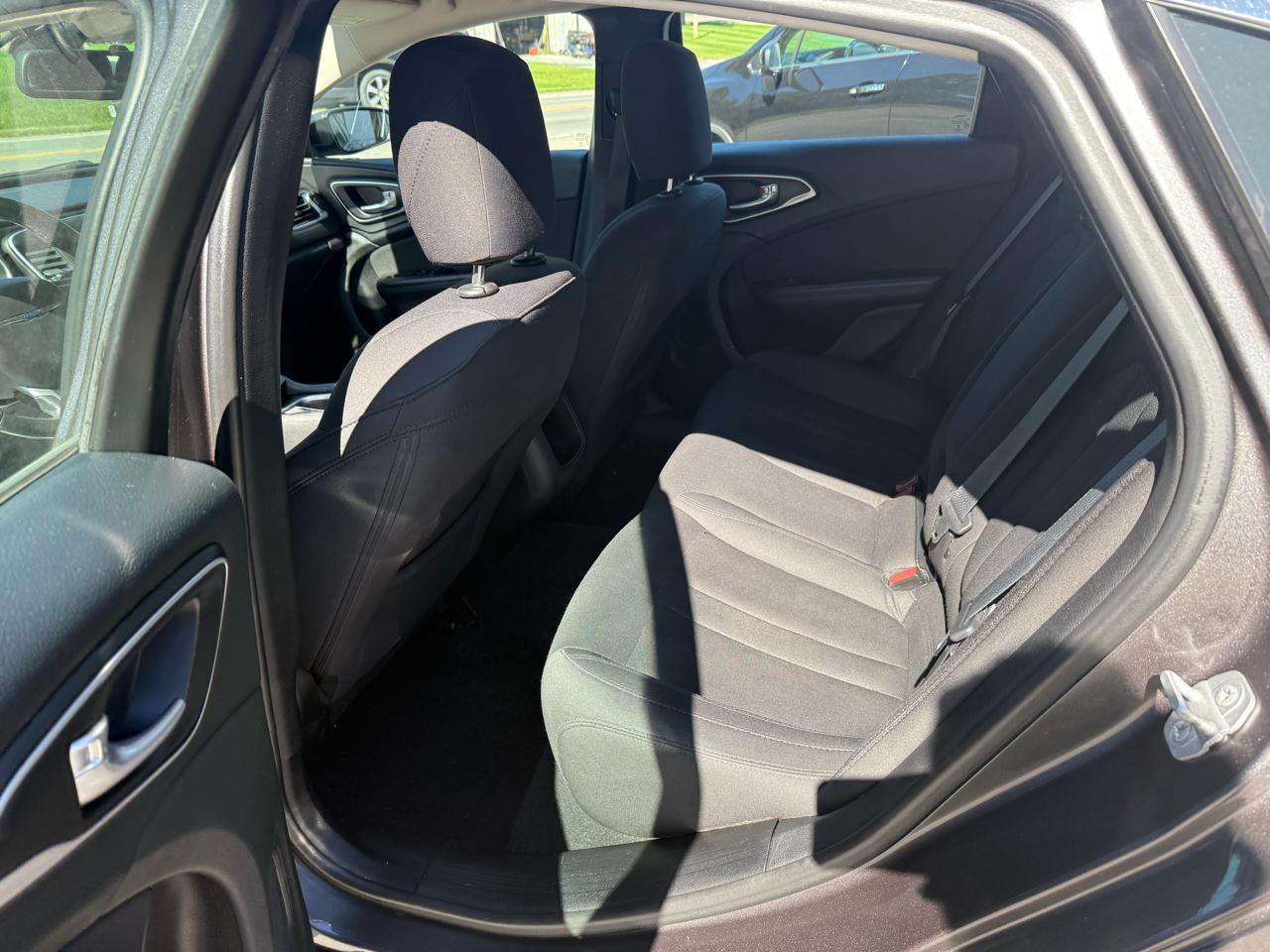 Chrysler 200 Limited 2015