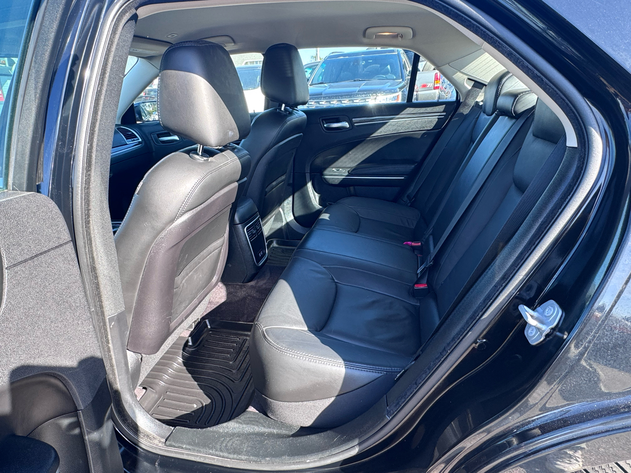 Chrysler 300 Touring L AWD 2018 Chrysler 300 Touring L AWD 2018