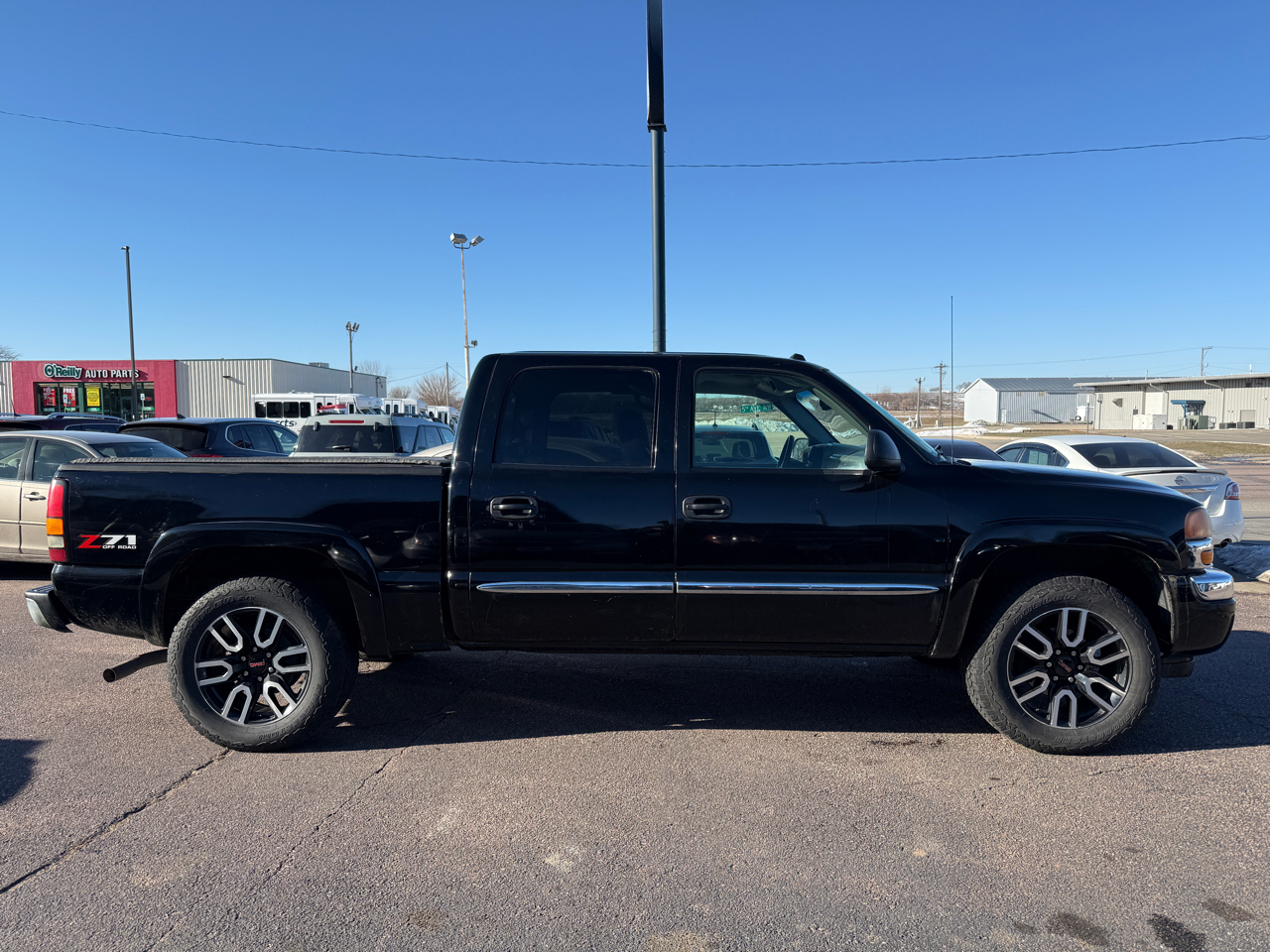 GMC Sierra 1500 Crew Cab 143.5" WB 4WD SLT 2005