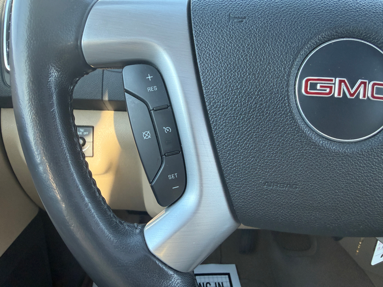 GMC Acadia AWD 4dr SLT1 2012