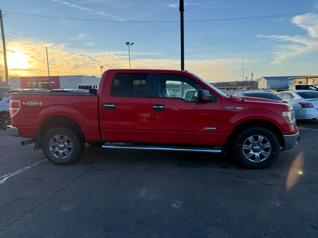 Ford F-150 4WD SuperCrew 145" XLT 2011