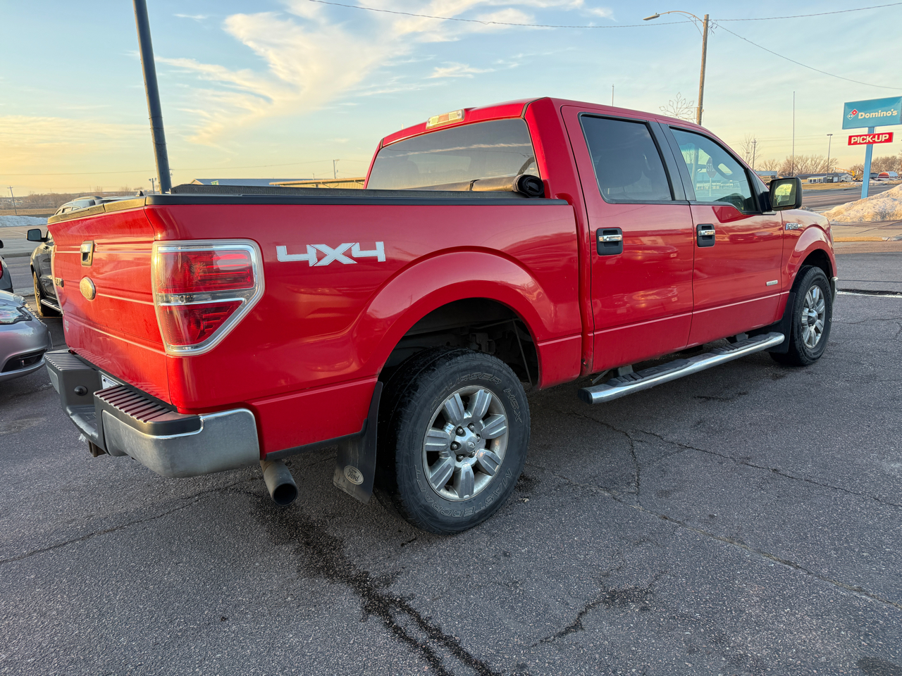 Ford F-150 4WD SuperCrew 145" XLT 2011