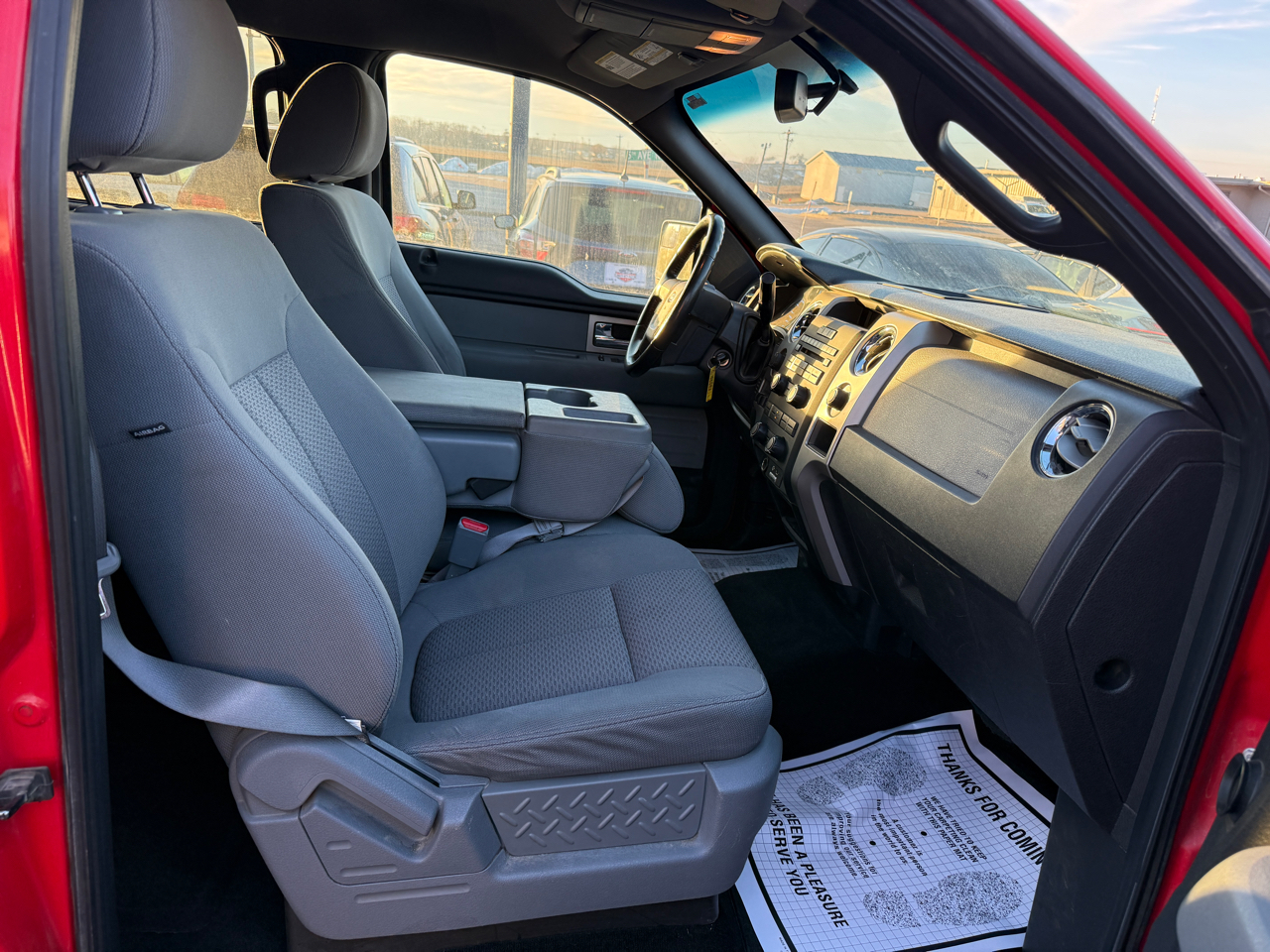 Ford F-150 4WD SuperCrew 145" XLT 2011