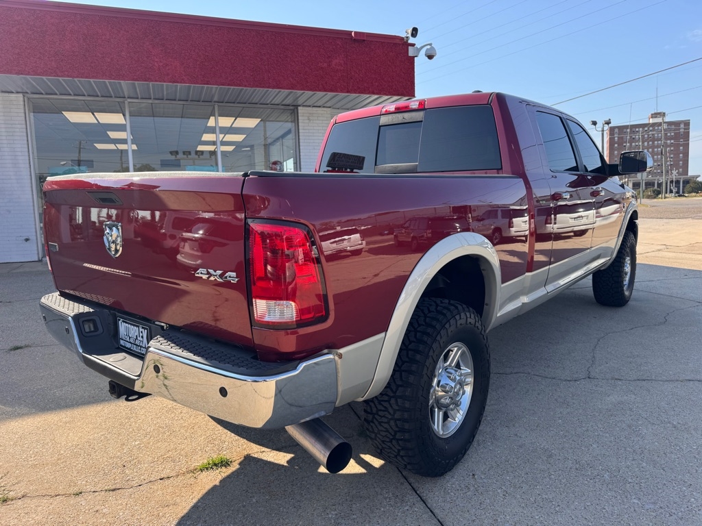 RAM 3500 Laramie Mega Cab 4WD 2011 RAM 3500 Laramie Mega Cab 4WD 2011