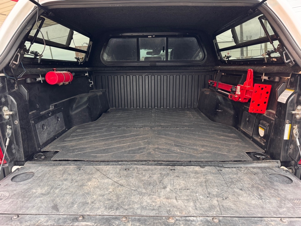 Toyota Tacoma SR5 Double Cab Long Bed V6 6AT 4WD 2018 Toyota Tacoma SR5 Double Cab Long Bed V6 6AT 4WD 2018