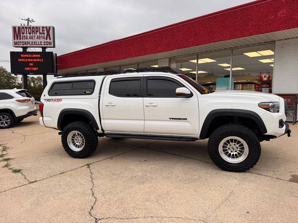 Toyota Tacoma SR5 Double Cab Long Bed V6 6AT 4WD 2018 Toyota Tacoma SR5 Double Cab Long Bed V6 6AT 4WD 2018