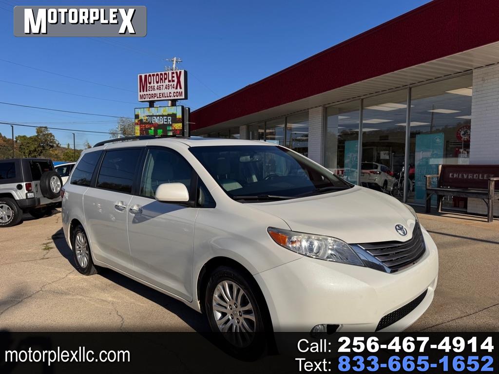 2015 Toyota Sienna XLE FWD 8-Passenger V6