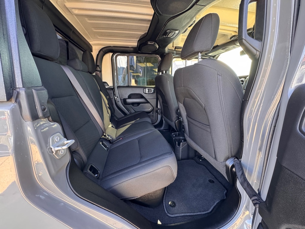 Jeep Gladiator Overland 2022