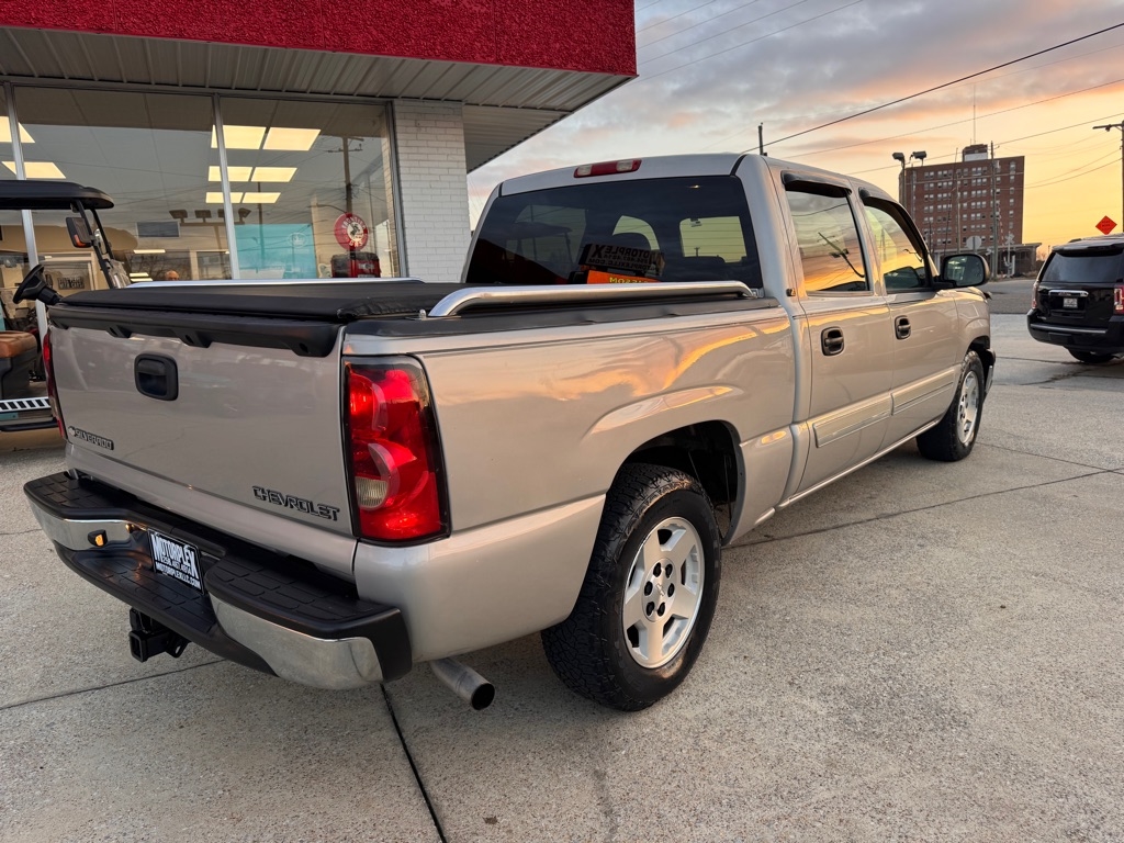 Chevrolet Silverado 1500 LS Crew Cab 2WD 2005