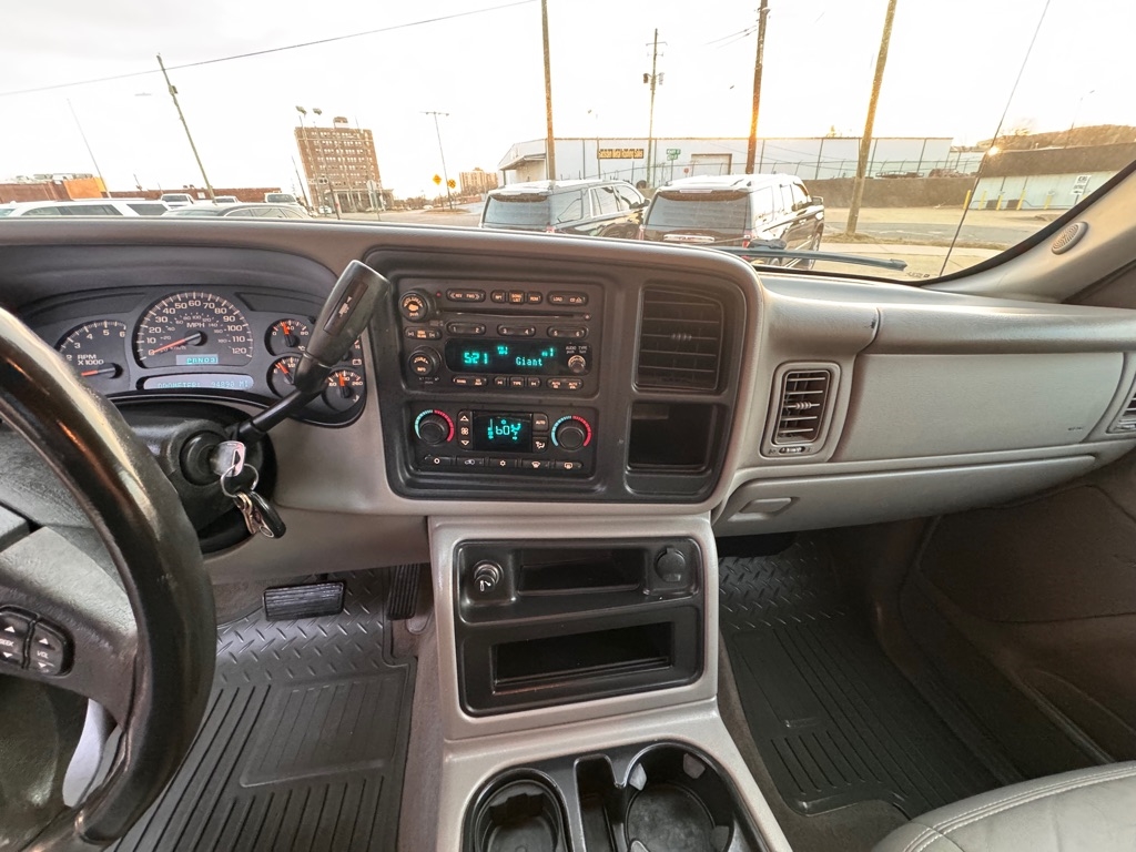 Chevrolet Silverado 1500 LS Crew Cab 2WD 2005