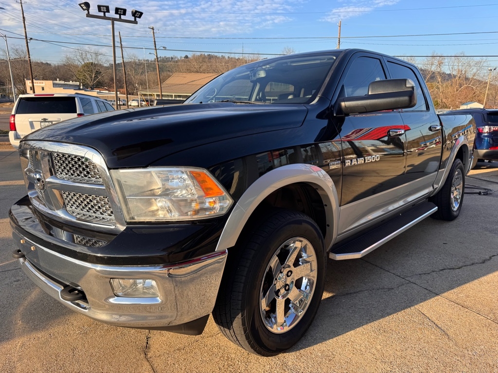 RAM 1500 Laramie Crew Cab 4WD 2012