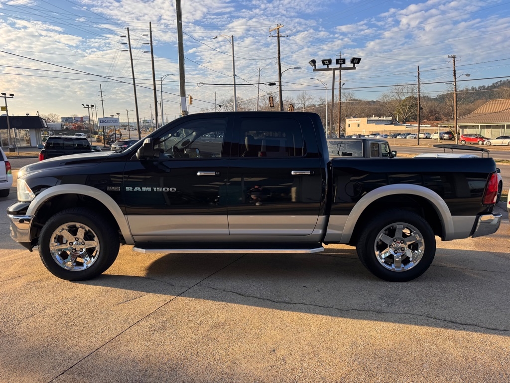 RAM 1500 Laramie Crew Cab 4WD 2012