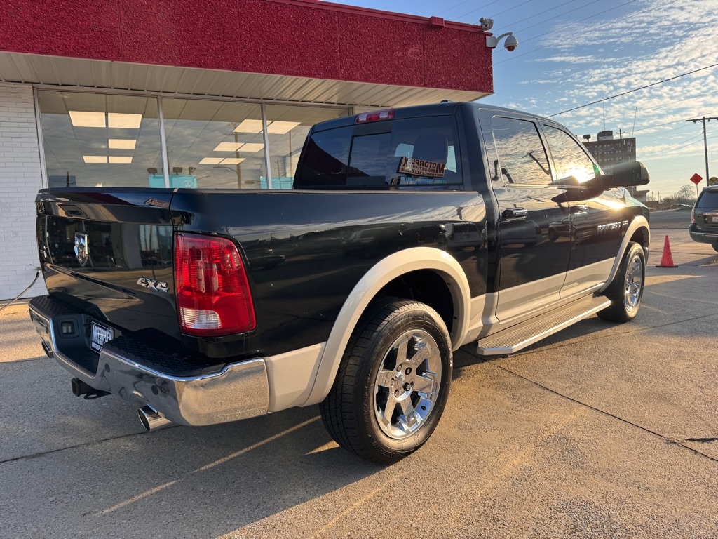 RAM 1500 Laramie Crew Cab 4WD 2012